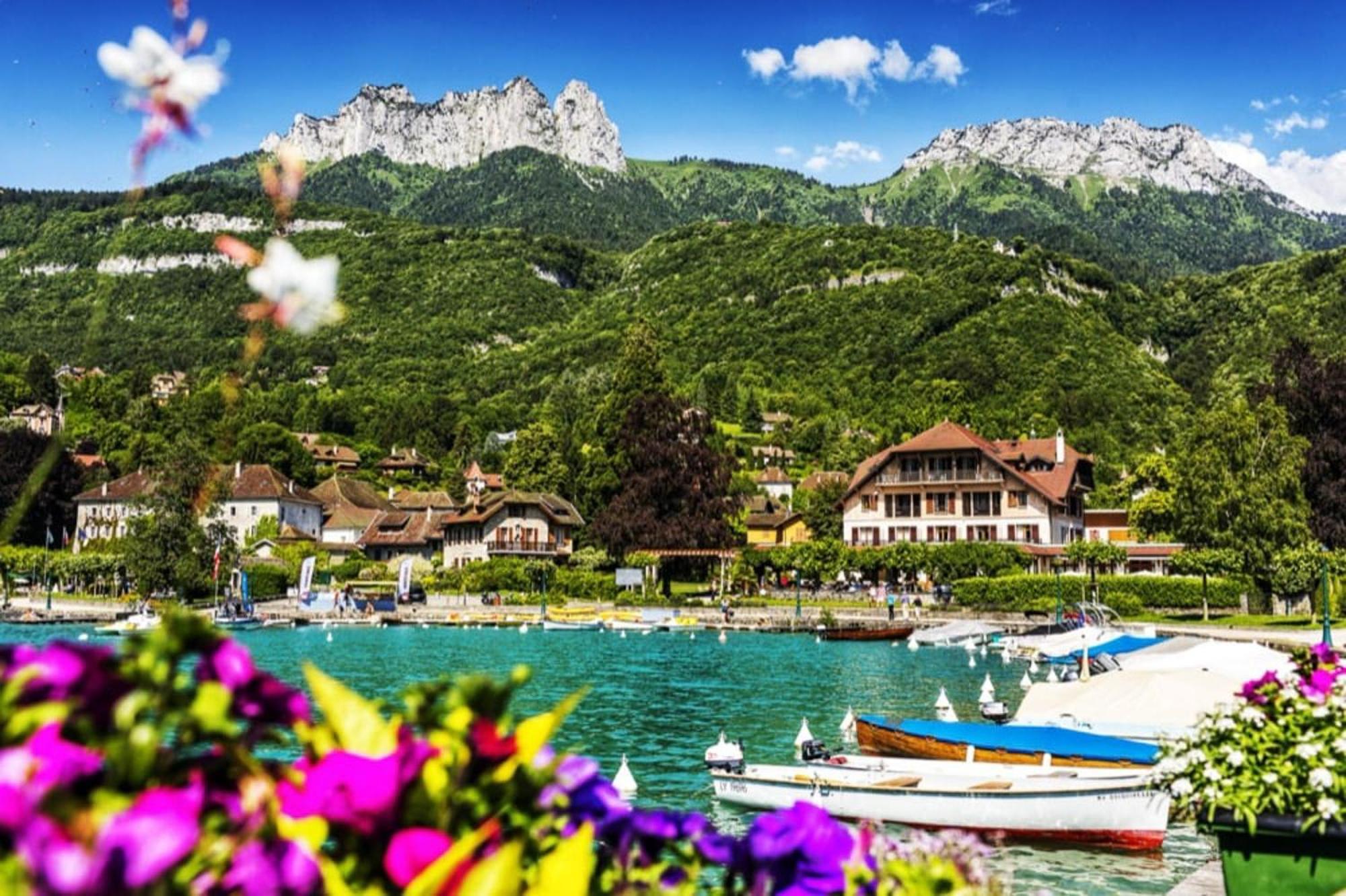 Le Bleu Du Lac: Lakeside Serenity with Private Parking Annecy Exterior photo